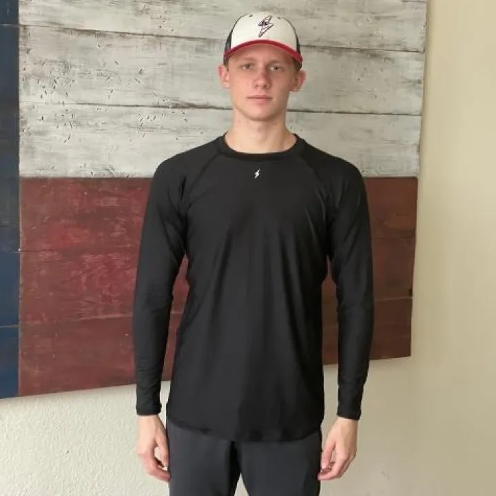 Outlet Long Sleeve Performance T-Shirt With Reflective Bolt Performance Tees